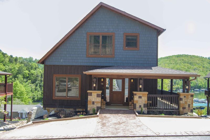 136 The Willows Ln, Caryville, TN 37714