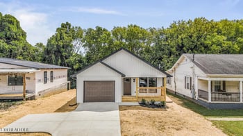 136 W Moody Ave, Knoxville, TN 37920