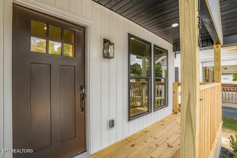 136 W Moody Ave, Knoxville, TN 37920