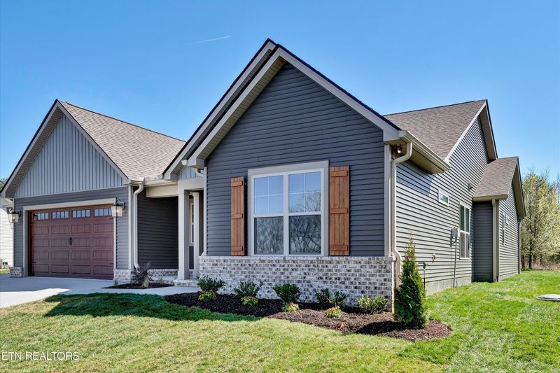 136 Walelu Tr, Vonore, TN 37885