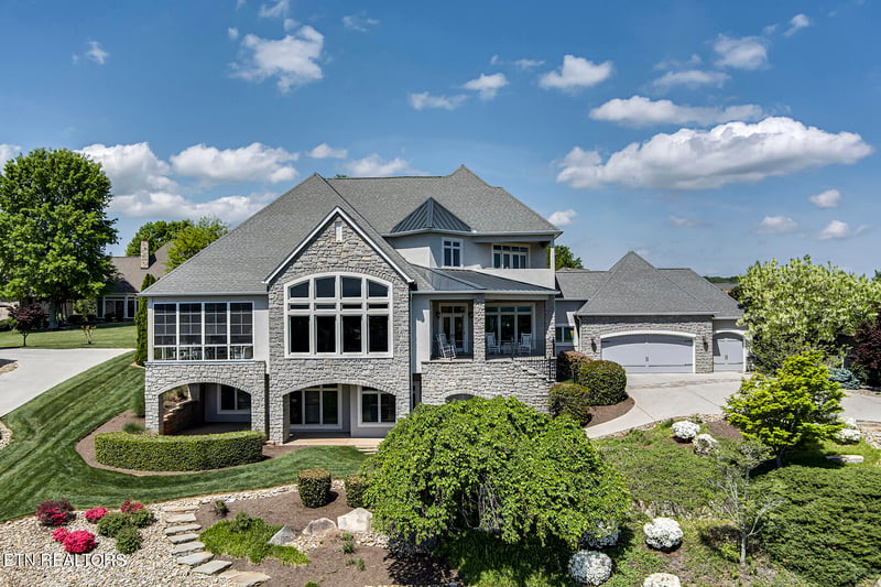 136 White Hawk Dr, Vonore, TN 37885