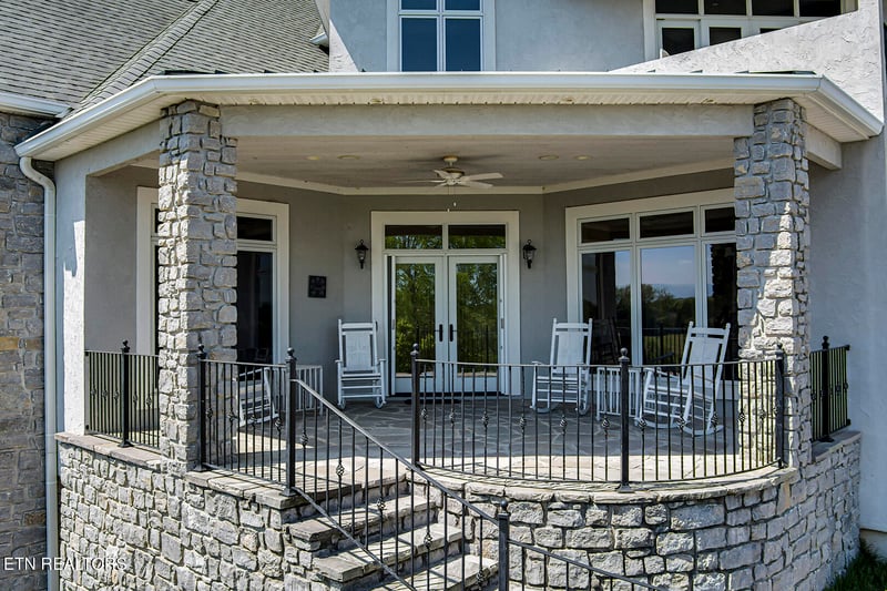 136 White Hawk Dr, Vonore, TN 37885
