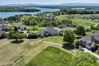 136 White Hawk Dr, Vonore, TN 37885