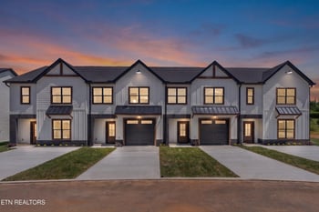 1361 Grace Ridge Dr, Sevierville, TN 37862