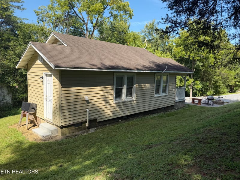 1365 Allensville Rd, Sevierville, TN 37876
