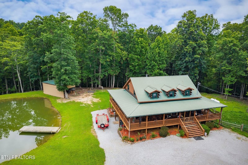 137 Allen Way, Crossville, TN 38572