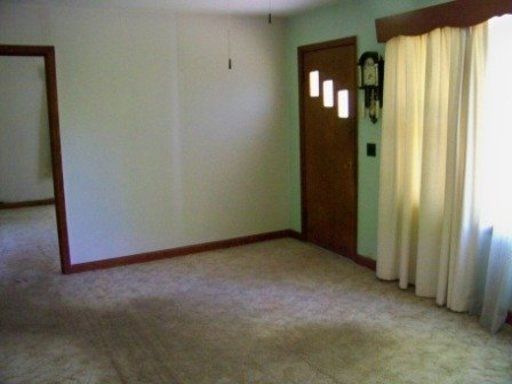 137 Briggs Dr, Harriman, TN 37748