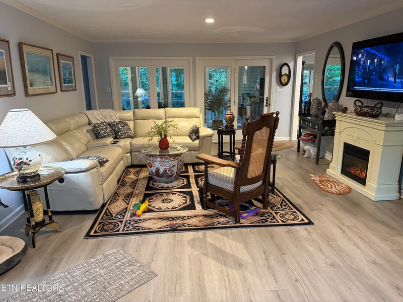 137 Chahyga Way, Loudon, TN 37774