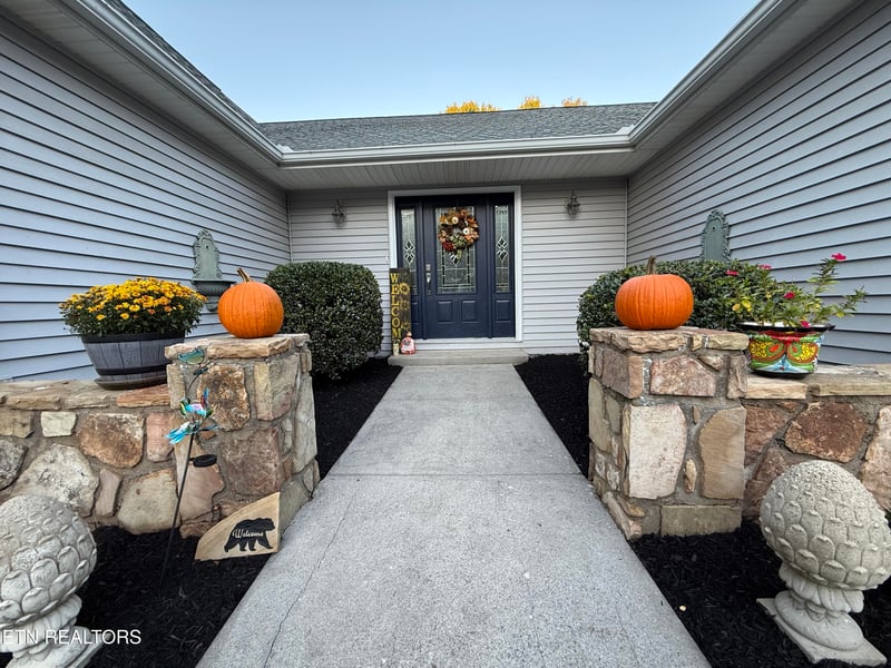 137 Chahyga Way, Loudon, TN 37774