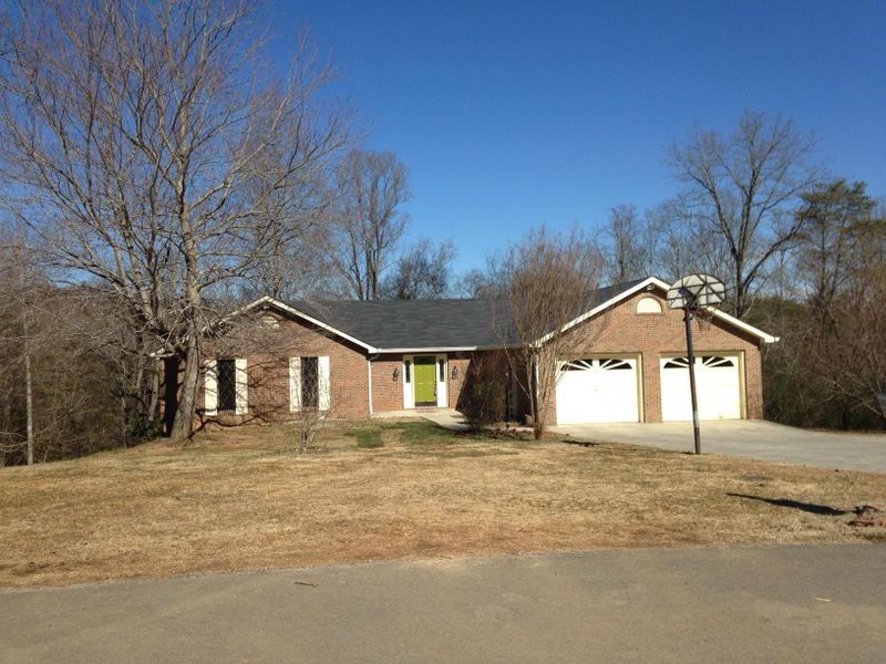 137 County Road 452, Athens, TN 37303