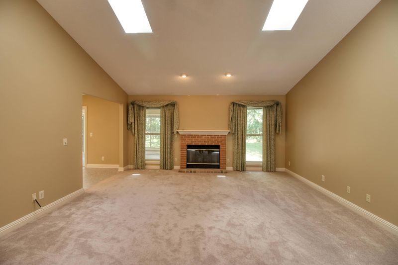 137 Kingsdown Dr, Fairfield Glade, TN 38558