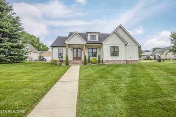 137 Larkspur Dr, Andersonville, TN 37705
