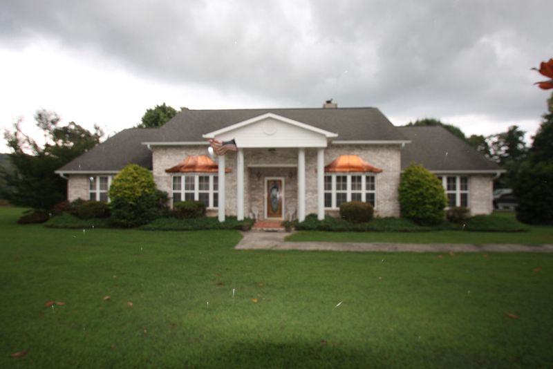 137 Morgan Fields Dr, Wartburg, TN 37887