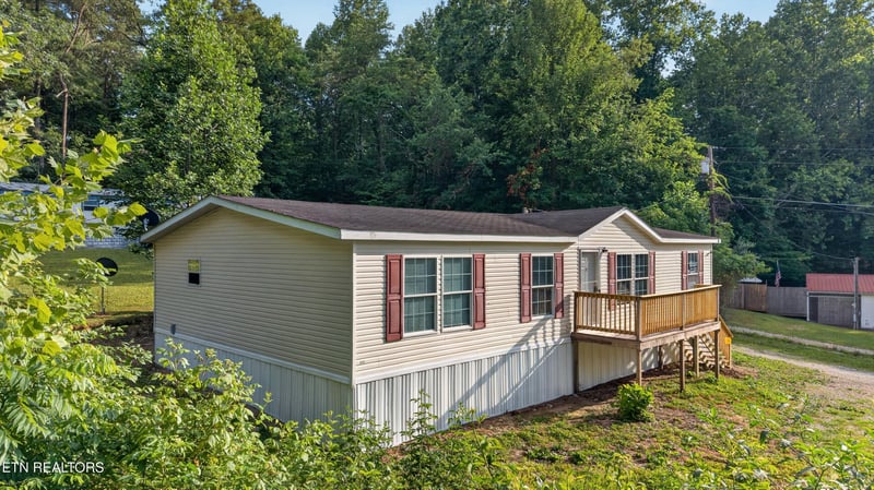 137 Morrison Subdivision Rd, Oakdale, TN 37829