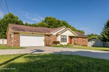 137 Peterson Rd, Farragut, TN 37934