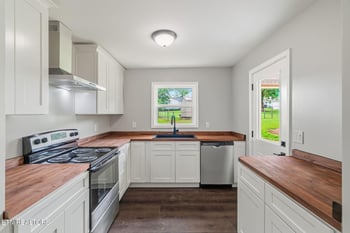137 Scott Ln, Kingston, TN 37763