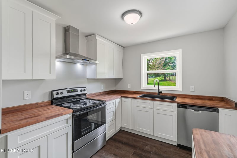 137 Scott Ln, Kingston, TN 37763