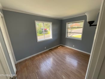 137 Utah Ave, Oak Ridge, TN 37830
