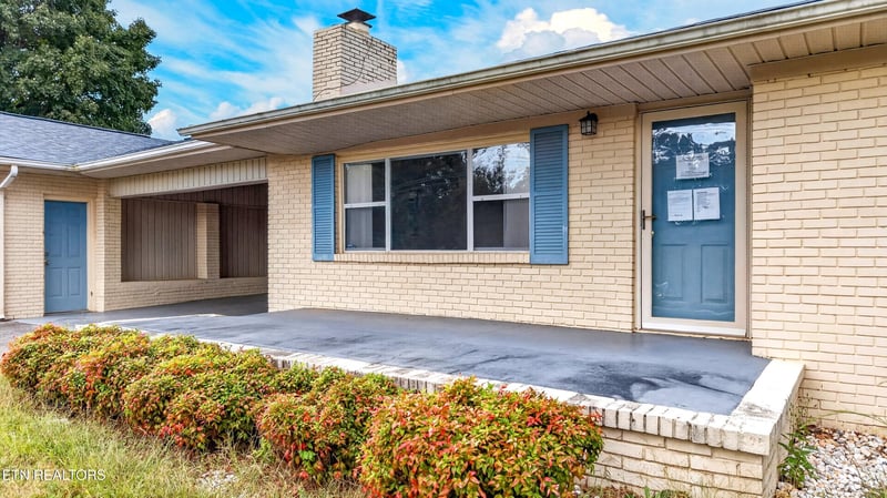 13700 Lakeshore Dr, Rutledge, TN 37861