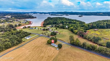13700 Lakeshore Dr, Rutledge, TN 37861