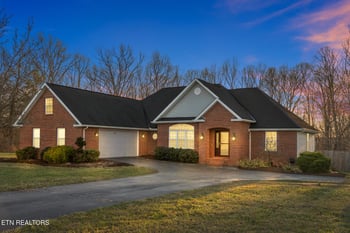 1378 Pow Camp Rd, Crossville, TN 38572