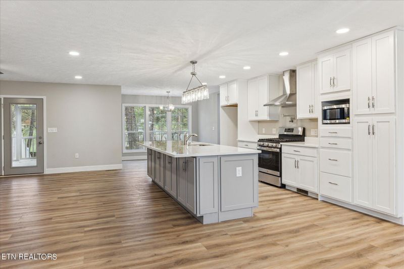 1378 Springview Cir, Seymour, TN 37865