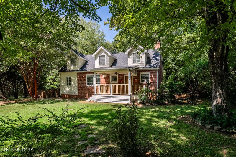 138 Crescent Rd, Norris, TN 37828