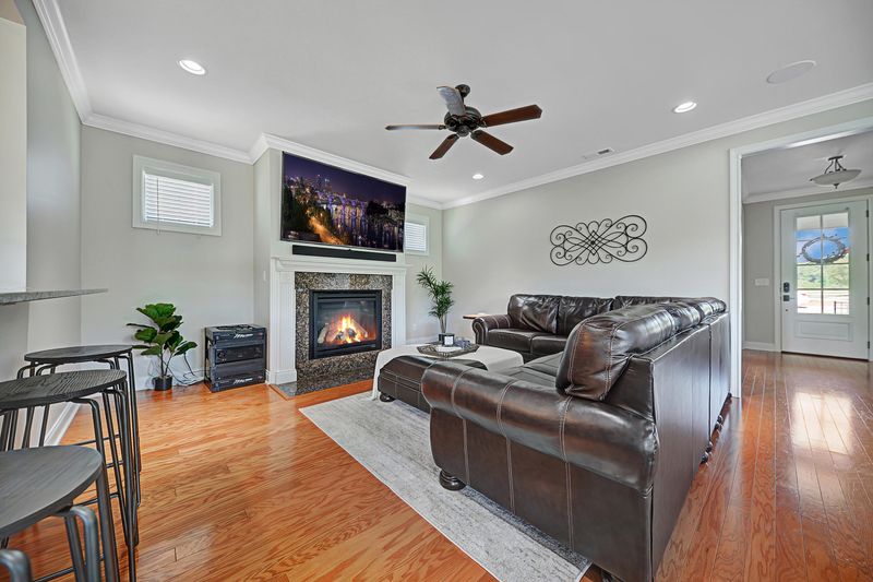 138 E Groves Park Blvd, Oak Ridge, TN 37830