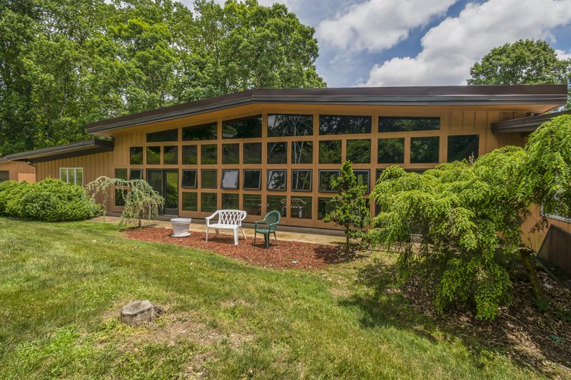 138 E Morningside Dr, Oak Ridge, TN 37830