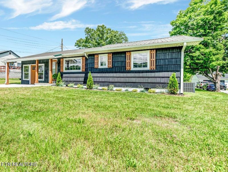 138 Emory Rd, Blaine, TN 37709