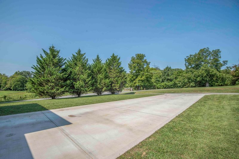 138 Fallberry St, Oak Ridge, TN 37830
