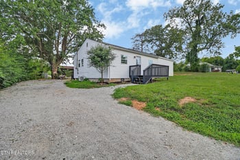 138 Pond Grove Cir, Rockwood, TN 37854