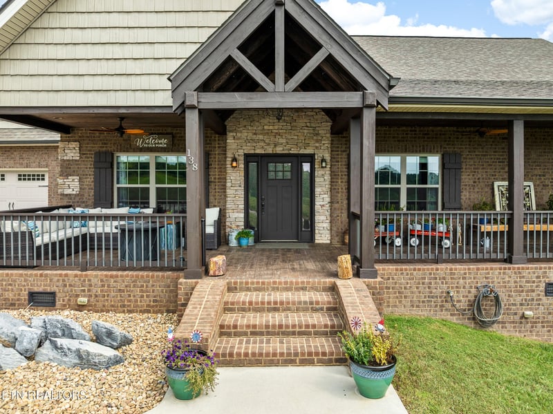138 Rock Hill Rd, Maryville, TN 37804