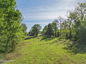 138 S Gaylor Rd, Lafollette, TN 37766