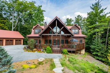 138 White Oak Ln, Townsend, TN 37882
