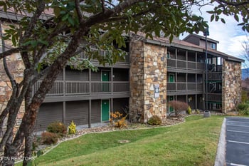 1380 Ski View Dr #APT 5202, Gatlinburg, TN 37738