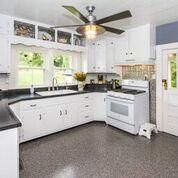 1382 Coal Hill Rd, Harriman, TN 37748