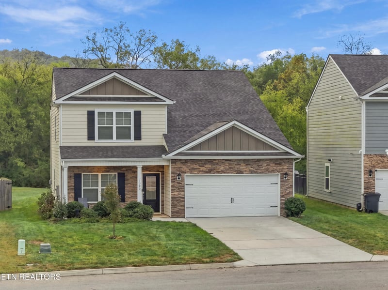 1383 Hampton Place Cir, Loudon, TN 37774