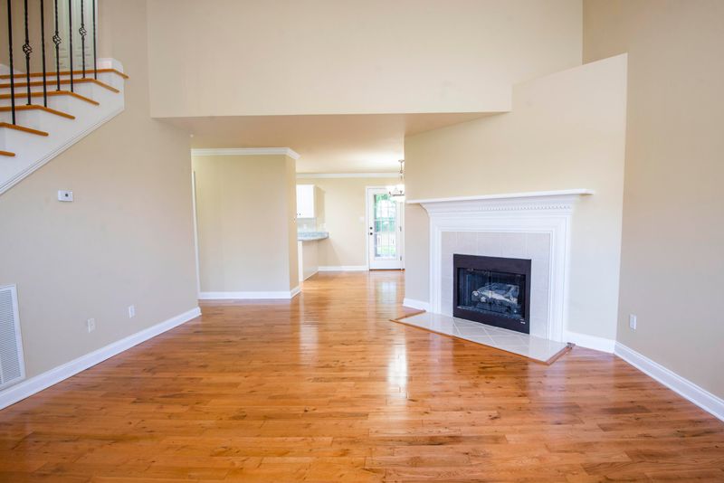 1384 Wineberry Rd, Powell, TN 37849