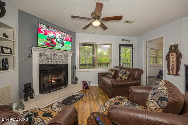 1386 Ski View Dr #APT 115, Gatlinburg, TN 37738