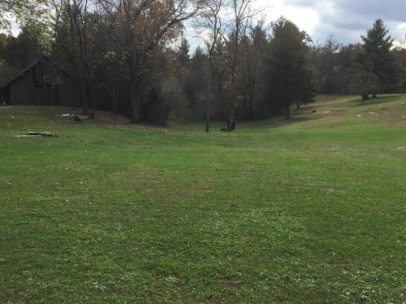 1389 Happy Top Rd, Grandview, TN 37337