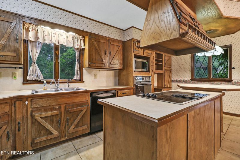 139 Anglewood Dr, Fairfield Glade, TN 38558