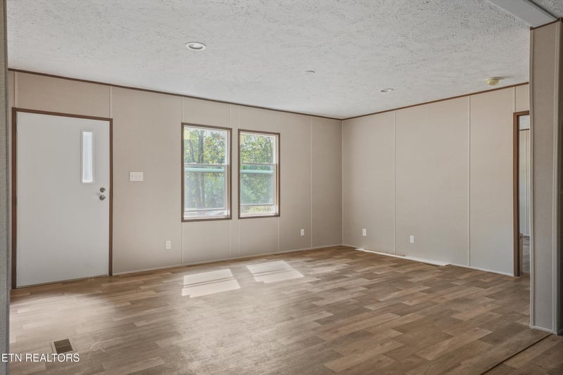 139 Balboa Dr, Rockwood, TN 37854