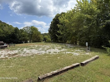 139 Brimstone Rd, Robbins, TN 37852