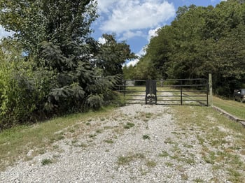 139 Brimstone Rd, Robbins, TN 37852