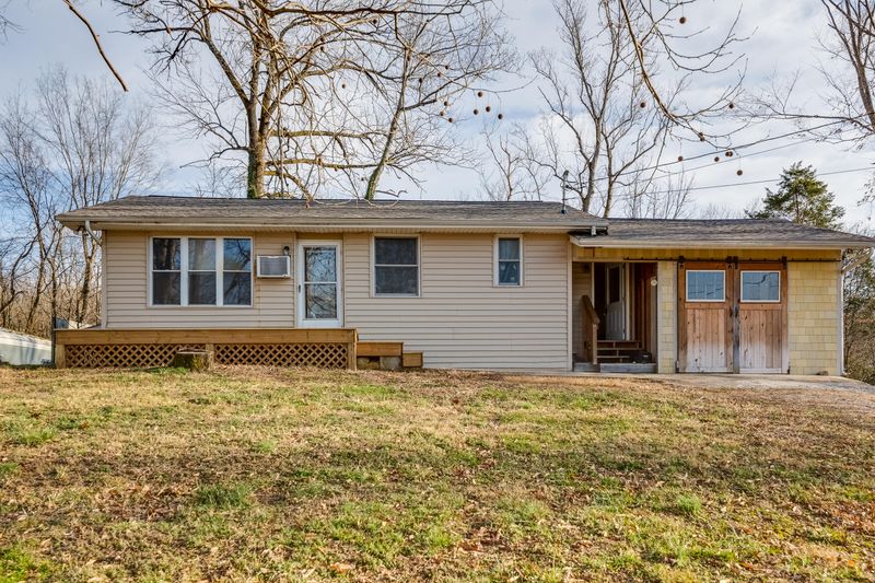 139 Bunch Ln, Clinton, TN 37716