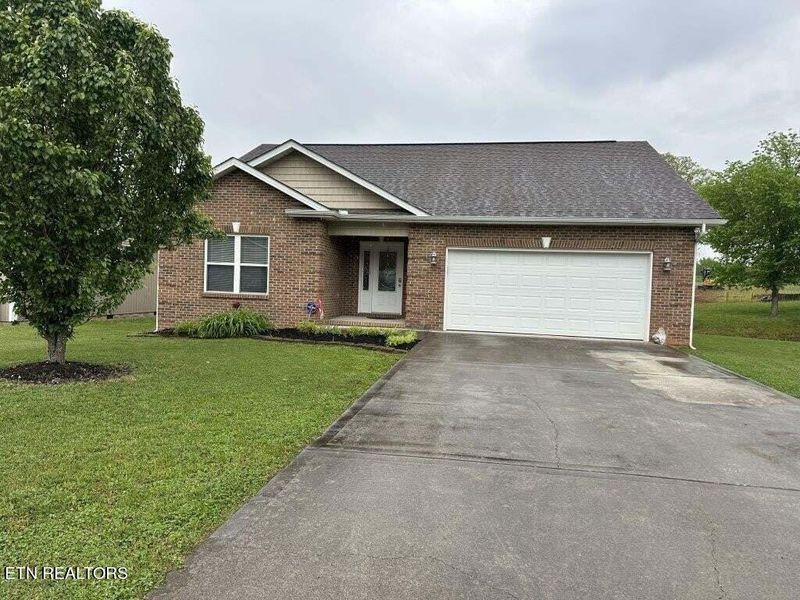 139 Cornerstone Cir, Clinton, TN 37716