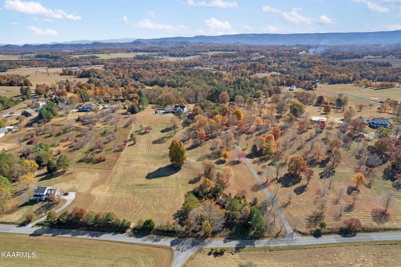 139 County Rd #610, Athens, TN 37303