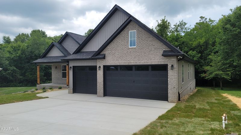 139 Gado Way, Loudon, TN 37774