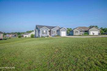 139 Hartfield Ln, Loudon, TN 37774